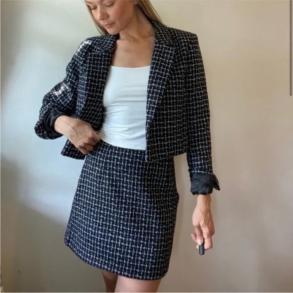 Abercrombie & Fitch Black and White Tweed Jacket